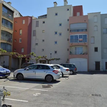 شقة 4 Pers Avec Terrasse Et Parking, A 150 M - Cap D'agde - Fr-1-249-27 *